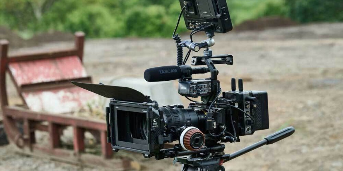 The New Middle Class of Cinema: How Three “Affordable” Cameras Quietly Took Over the Film Set in 2026